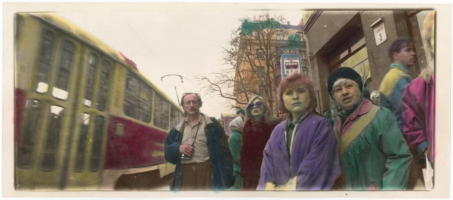 Waiting for the needed tramway